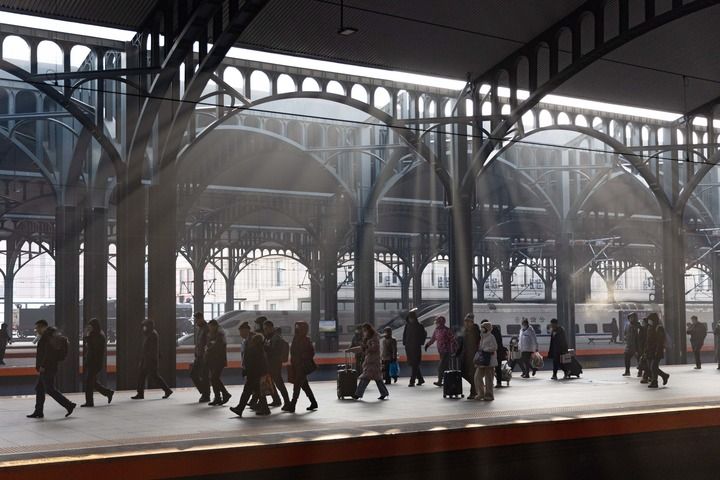 回家的路就是年——2025年春运启程观察(图4)