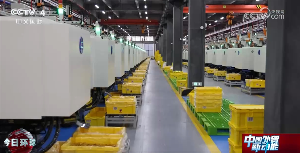 南通骏捷智能取得自动化物流车专利提高了物流车在外工作时的续航能力(图2)