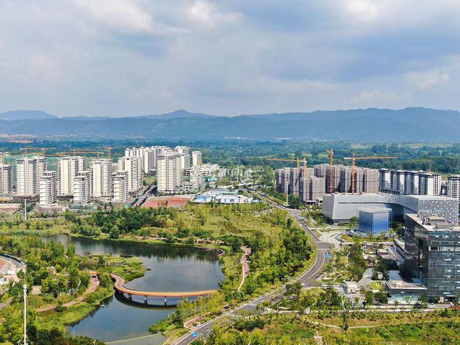 2024年全国GDP大数据分析报告出炉四川成都要警惕了(图24)