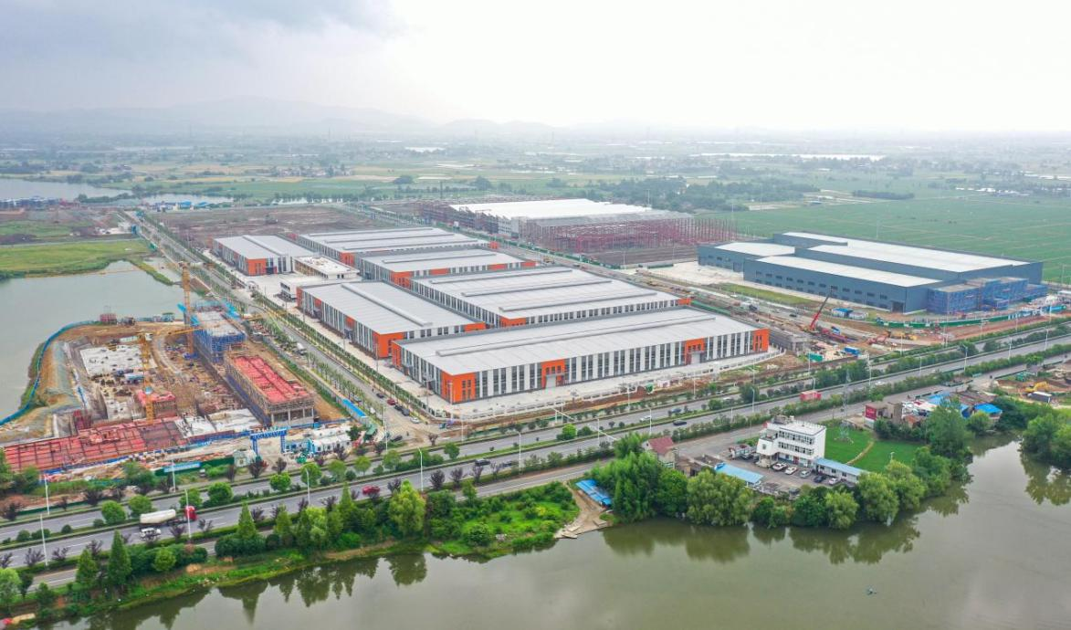 行进中国一个小镇发展起了汽车产业(图1)