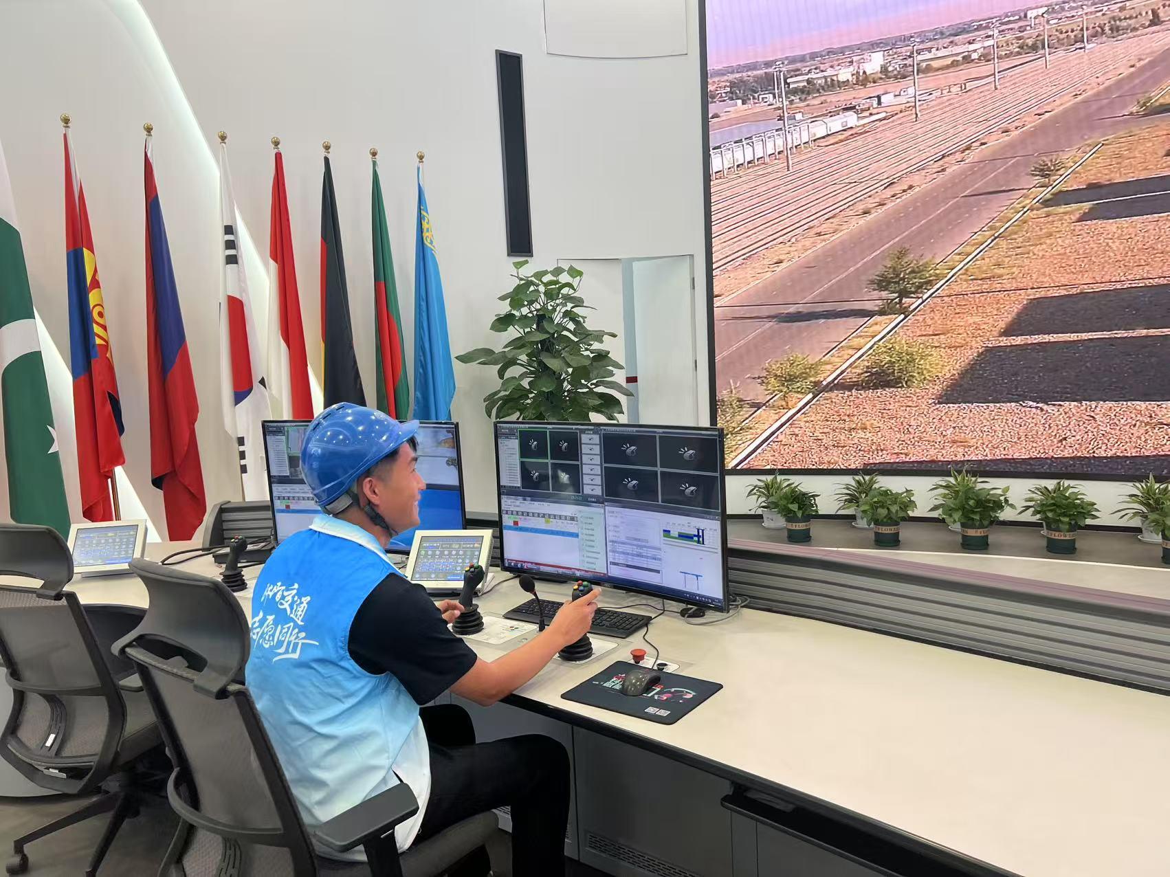 现场触摸港口物流智能脉搏