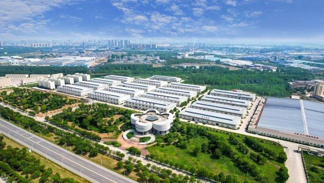 “城”势而上·人工智能+｜天门织“智”：AI赋能服装业跨越发展(图1)