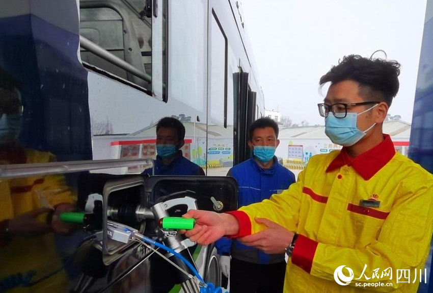 行进中国｜一个氢原子的零碳漂流(图2)