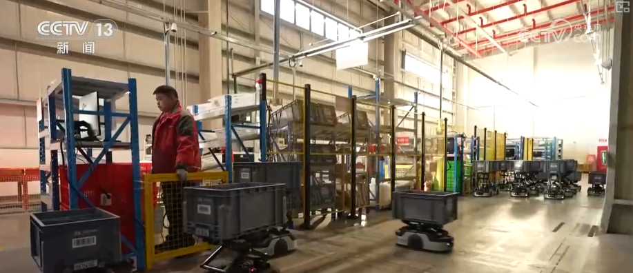 机器人“跑”起来助推物流“加速跑”数万快递开启新年之旅抵达千家万户(图4)