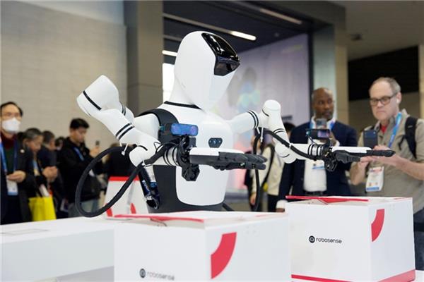 从技术突破到生态落地速腾聚创具身智能闪耀CES