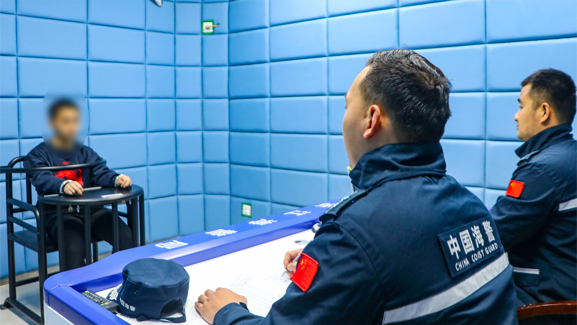 查获冻品2000余吨、涉案金额超亿元！海警四省追缉斩断一条走私“黑链”(图2)