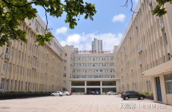 优质资源共享！福州大学至诚学院就业怎么样？产教融合铺路(图2)